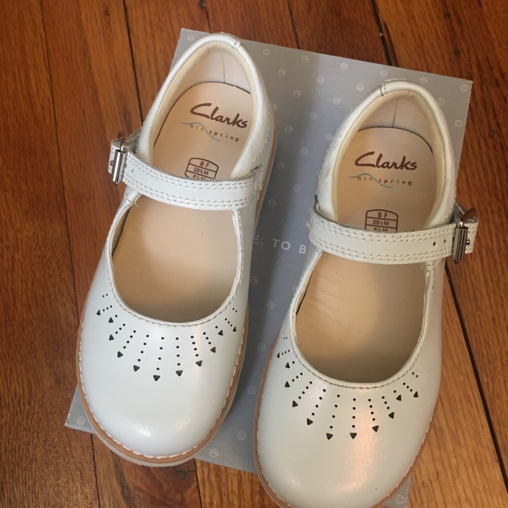 Clark’s Girls White Dress Shoes